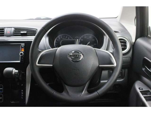 ご来店の前にあらかじめご連絡を頂けると、屋内の展示スペースに移動させることが可能です。