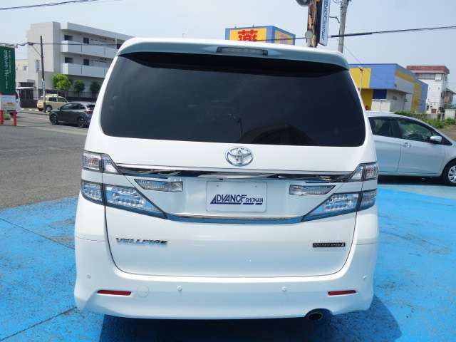 遠方納車もお任せください。ネットワークを活かし全国へお届けいたします。お住いの地域により陸送費用が異なりますので、スタッフまでお問い合わせください。