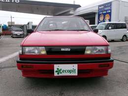 厳選した中古車の仕入れを自信をもって行っています。現物をご覧いただければ間違いなし！この状態でこの価格。エコピットならではの車種を特選価格にてご提案させていただいております。