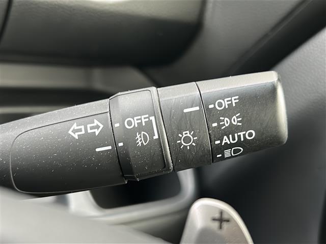 【運転席操作部】快適なドライブを楽しむための機能が装備されています！運転席から触れるので、使いやすいです！除菌プランいれていただくと、さらに清潔で安心していただけます！