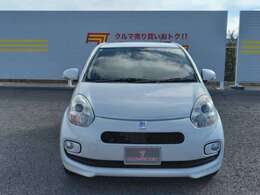 パールホワイトのボディカラー！大事に乗られていたお車です！