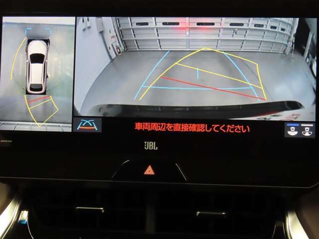 バックモニター搭載で車庫入れ安心！バック中の死角部分がモニターに映し出されるので安全性アップ！