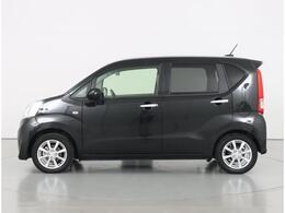 中古車だからこそオススメのボディーコーティング！！ボディ全体を磨く下地処理から丁寧に行い、細かい傷や水垢等の汚れを奇麗にしてから施工いたします！！ビフォー・アフターがハッキリとお判りいただけます！