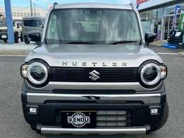 【新車保証付き】 納車後も安心の5年又は10万kmの全国共通のメーカー保証付き。ご自宅近辺のディーラー様で保証修理やアフターサービスも受けれるので、遠方のお客様もご安心ください。