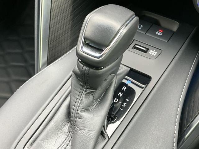 国産車から輸入車まで多様なお客様のニーズのお応えできるように、全国規模で豊富な在庫展開！車のことならWECARSへ！