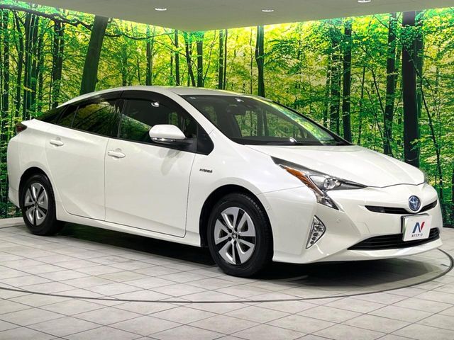 大好評のボディコーティング「弾スプラッシュコート」もご納車までに施工可能。通常のガラスコートと異なる、耐久年数6年の無機質ガラスコーティングが、ボディをキレイな状態に保ってくれます。