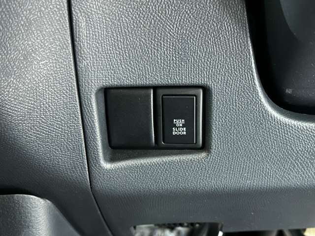 全く同じお車に再び出会うことはできません。少しでも気になるお車がございましたら、すぐにお電話かメールにてお問合せ下さい。