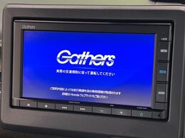 【純正ナビ】人気の純正ナビを装備。オーディオ機能も充実しており、Bluetooth接続すればお持ちのスマホやMP3プレイヤーの音楽を再生可能！毎日の運転がさらに楽しくなります！！