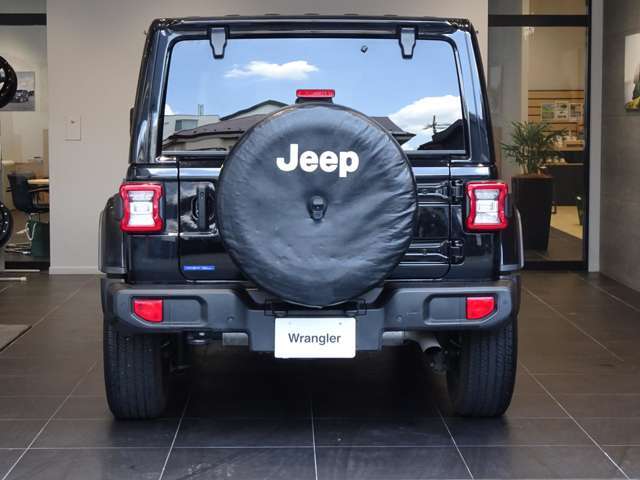 バックカメラを装備！モニターで後方確認できるので車庫入れもスムーズに行えます！