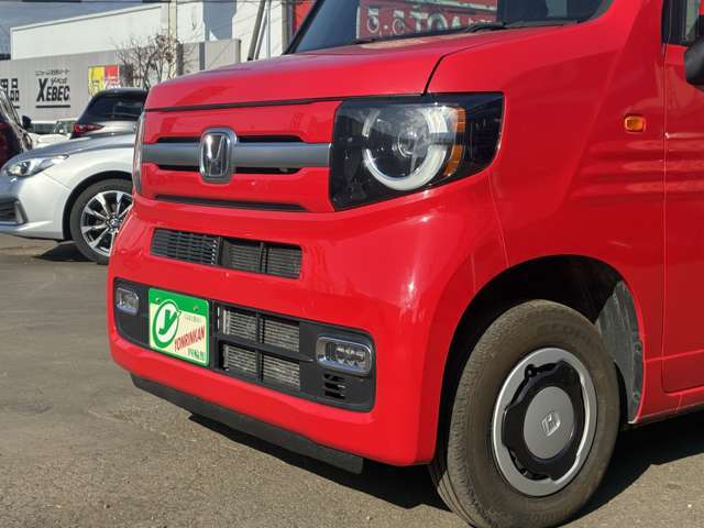 助手席を収納してフラットフロアに！運転席以外のすべてに荷物が積める令和4年式N-VANが入庫しました！低い床と高い天井で大容量の積載が可能です！