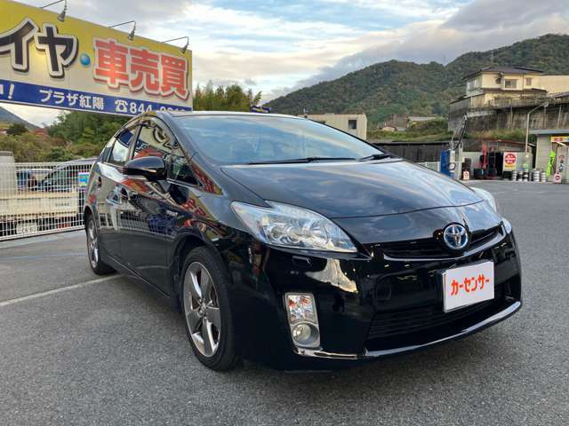 中古車販売に自信あり！買取、新車販売、中古タイヤ・中古アルミホイール販売・各種自動車部品販売・板金塗装、車検、自動車修理、保険、レンタカー等、車に関することなら何でも当店にお任せください！