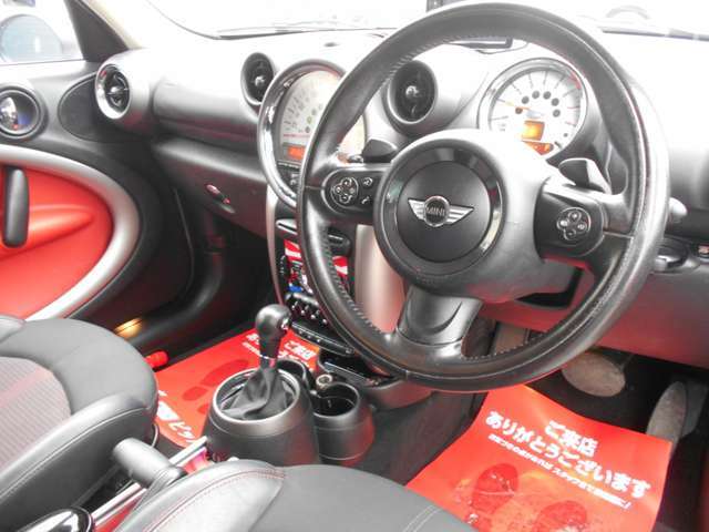 キレイなインパネ周り♪