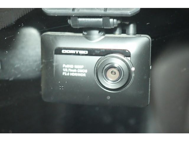 いざという時の決定的瞬間を記録して残せることが可能な『ドライブレコーダー』を装備！