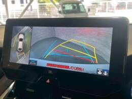 【全周囲モニター】を装備しております。リアの映像がカラーで映し出されますので日々の駐車も安心安全です。