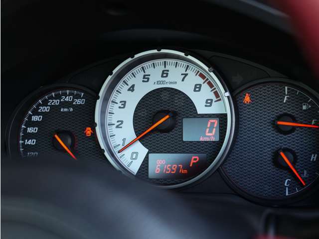 用品お取り付け（カーナビやドライブレコーダー、ETCなど）ももちろん対応可能ですのでお気軽にご相談ください！