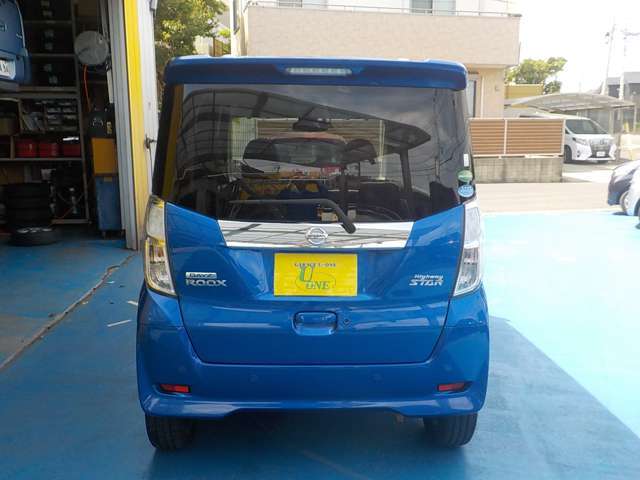 在庫車両全400台以上！！スタッフ一同、お客様のご来店心よりお待ちしております！