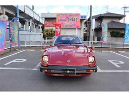S55！フェアレディZ！GS130！グレードZT！深紅のボディが素晴らしく！外装も内装も充分な美車です！あまりにも綺麗なので、とても大事に乗られていたと思います！実走行です！51000km！1台限定