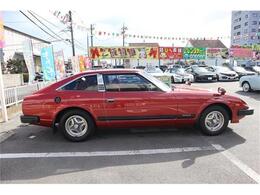 外装もピカピカですが内装のほうがもっと素晴らしいです！当時の状態です！車庫保管！禁煙！試乗もできます！令和7・6月！調子の良い機関系！走行系！問題無いのでおススメです！お買い得！宝物にどうぞ！