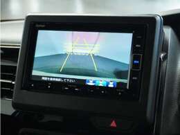 ◆バックカメラ◆リバースにするだけで映ります、後方の安全確認や、狭い駐車場での車庫入れ、雨の日や夜間など視界の悪い時に便利です！安全にバックする為には欠かせない装備です。