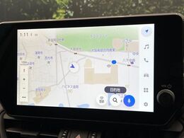 【10.5インチナビ】高級感とインパクトのある大画面ナビを装備。各種オーディオ操作はもちろん、スマホ連携もできる利便性の高いナビです♪
