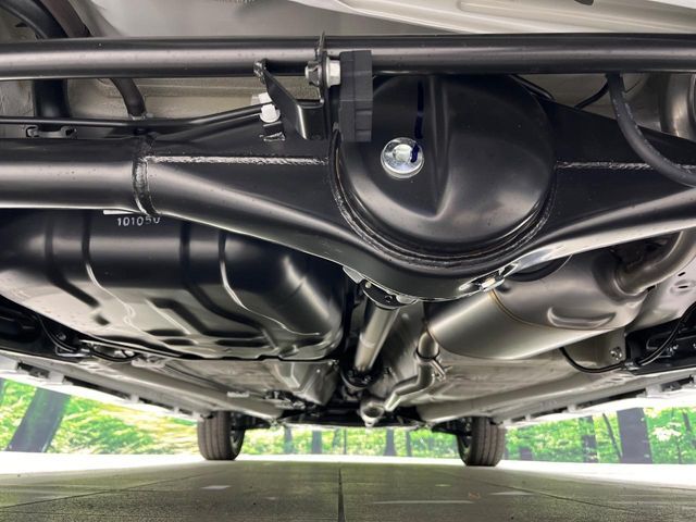 下回りがきれいなうちに、防錆加工の施工がオススメ。降雪地域はもちろん、沿岸部にお住いの方や、趣味でマリン・ウィンタースポーツをされる方にご好評いただいております。