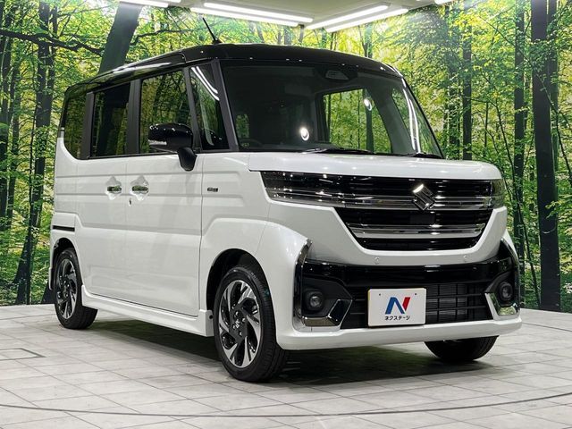 高透明度のガラス皮膜で撥水はもちろん、上質なツヤ・光沢を実現。紫外線や酸性雨から大切な愛車を保護し、色あせ・劣化を防止。「弾スプラッシュコート」、「弾プリミッサコート」からお選びいただけます。