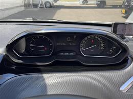【スピードメーター】メーターがシンプルで見やすく運転しやすいですね！