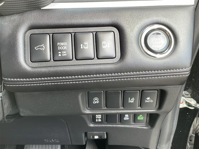 【運転席操作部】快適なドライブを楽しむための機能が装備されています！運転席から触れるので、使いやすいです！除菌プランいれていただくと、さらに清潔で安心していただけます！