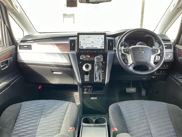 【インパネ全体】全方位で視界が広く、高い目線で運転もしやすいです！