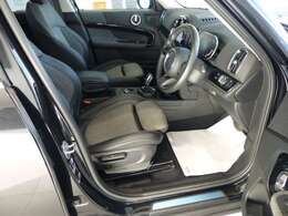 また弊社では残価設定型ローンやお客様のご希望お支払金額やご希望のお支払年数にあわせたプランをご案内する自由設定型ローンもございます。