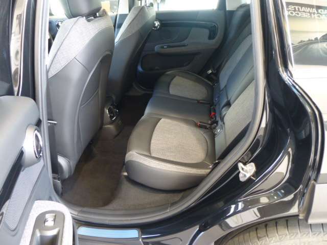 【遠隔地陸送費用】神奈川県内、都道府県へのご登録・ご納車には、別途費用を申し受け致します。※店頭までお引き取りにてご納車いただく場合でも必要となります。詳細はお声かけくださいませ。