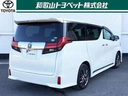 第3者機関「日本自動車査定協会」の車両状態証明書にて情報開示。一台ずつ内外装をチェック。安心のトヨペットU-Car！