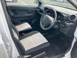 「この車の写真をもっと見たい」「状態が気になる」「この装備はついている？」どんな小さな疑問でもお気軽にお問い合わせください！