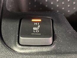 【シートヒーター】寒い日に重宝するシートヒーター！エアコンより早く温まってくれるので寒がりの人も安心ですね♪エアコンの温風は乾燥するから苦手、という方にもをおすすめです。