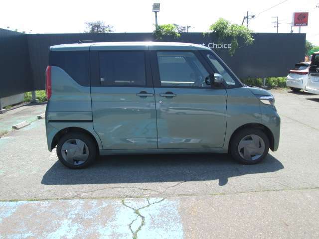 日産カーライフ保険プランなら、通常の自動車保険に加え充実のオリジナル補償を無償で受けられます。
