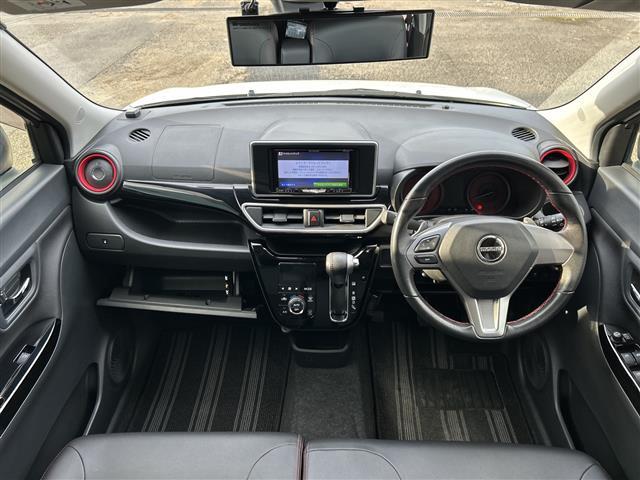 【インパネ全体】『インパネ全体』の画像になります。写真の内容に関してご不明点、ご質問等がございましたらお気軽にガリバー店舗までお問い合わせください。