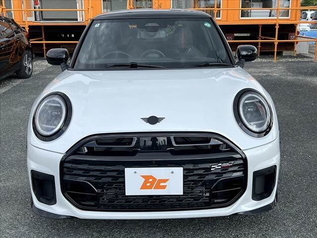 BUDDICAは、『車を売る』プロではなく、『車を安く仕入れるプロ』とお考え下さい。