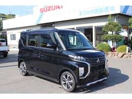 パワースライドドア・パナソニック7インチワイドナビ・フルセグTV・Bluetooth・CD/DVD再生・バックカメラ・ETC・LEDヘッドライト・LEDフォグランプ・ステアリングスイッチ・衝突軽減ブレーキ・ルーフレール