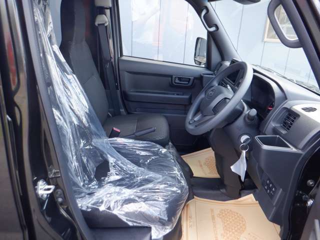 展示車両入庫時に徹底した入庫検査を行っており、車両状態のあらゆる情報・状態を開示しておりますので、お気軽にお問合せ下さい！！