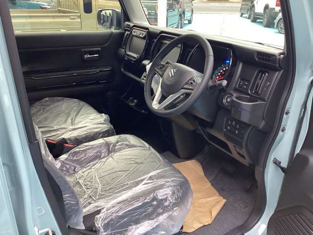 未使用車なので綺麗です。新車時のカバー付いたままです★
