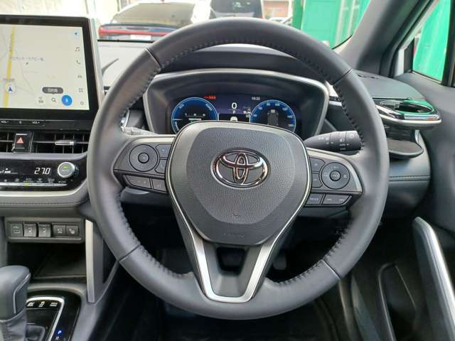 当店はお客様に安心してご購入頂けますよう、仕入れ時の査定後、更にカーセンサー認定を受けています。専門機関が公平な立場で車両を検査し気づきにくい小さなキズまでチェックし車両品質評価書が発行されます。