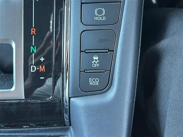 買取直販のダイレクト販売のためお得な価格になっております。気になる車はまずはお気に入り登録をお願いいたします！