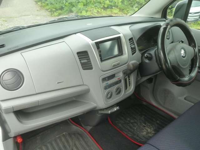 車以外でも、バイク、建機、ブランド品、家電など価値があるものは何でも買い取ります！！