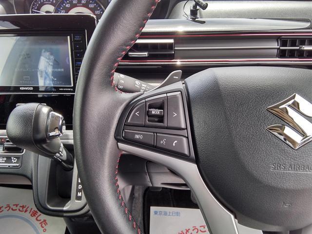 ステアリングには様々なスイッチが付いておりますので運転しながらの操作も楽ちんです！