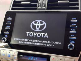 【大画面ナビ】人気の大型9インチナビを装備。存在感のある大画面はインパクト大！ナビ利用時のマップ表示は見やすく、テレビやDVDは臨場感がアップ！いつものドライブがグッと楽しくなります♪