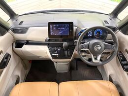 グループ総在庫数約30，000台！！全国の系列店からメーカー・車種問わずご紹介出来るので、あなたにピッタリのお車が見つかるはずです♪まずはお問い合わせ下さい☆