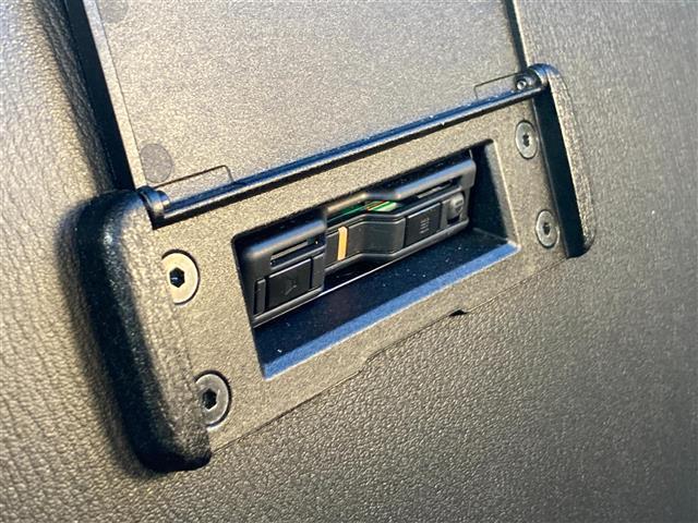 【　ETC　】今やカーライフにおける重要性はナビにも匹敵するのではないでしょうか？セットアップを行うことで利用可能になります！