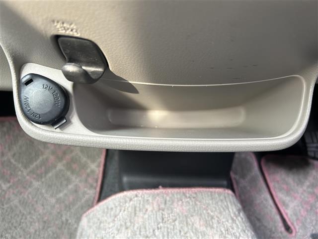 【運転席操作部】快適なドライブを楽しむための機能が装備されています！運転席から触れるので、使いやすいです！除菌プランいれていただくと、さらに清潔で安心していただけます！