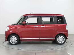 内外装に加えエンジンルームを徹底クリーニングする「まるまるクリーニング」を実施済み！