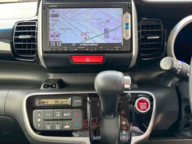 ブレーキサポート　純正ナビ　バックカメラ　Bluetooth　ワンセグ　両側電動スライドドア　前後ドライブレコーダー　ETC　ステアリングスイッチ　HIDヘッドライト　オートライト　フォグ　スマートキ